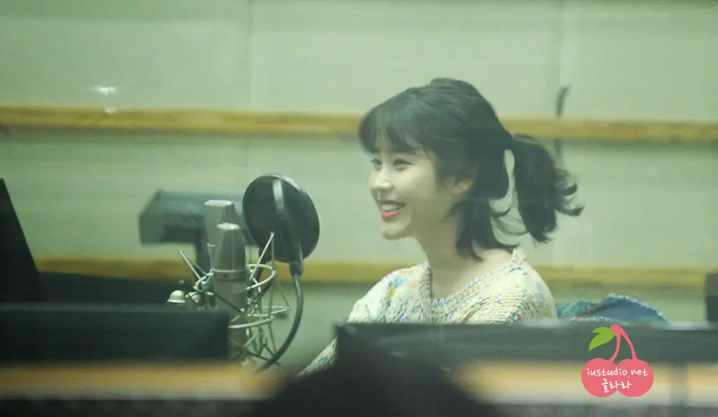 아이유 직찍 - 140127 유인나의 볼륨을 높여요 by 글라라