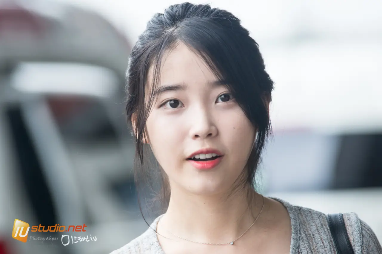 140718. 아이유 김포공항 출국 직찍 by 미스터신iu