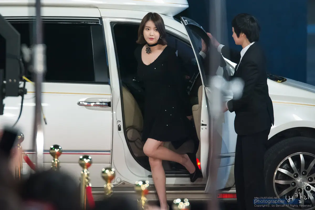 아이유 직찍 - 131114 MMA 레드카펫