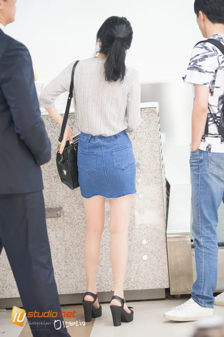 140718. 아이유 김포공항 출국 직찍 by 미스터신iu