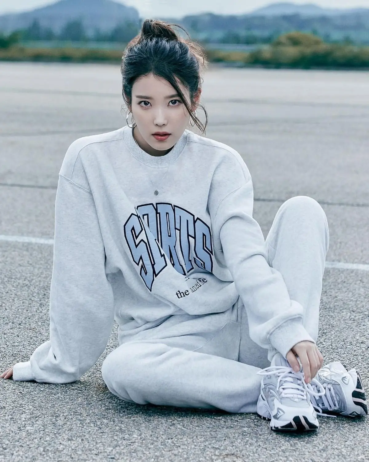 아이유(IU) x New Balance