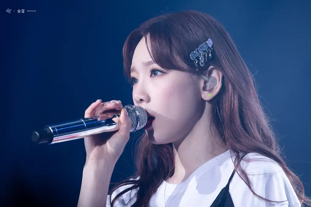 #태연 콘서트 고화질 직찍 모음.jpg