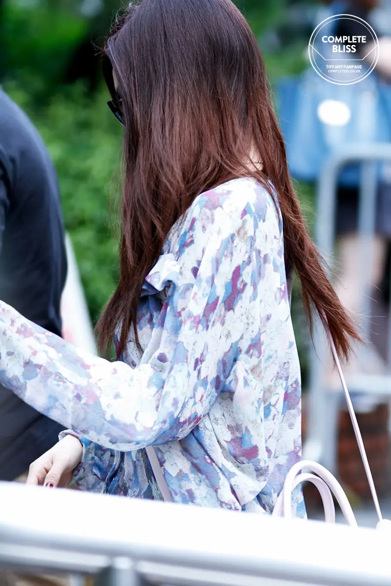 130705 뮤직뱅크 출퇴근 티파니 by completebliss