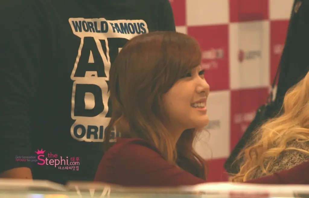 SNSD 직찍 @ 121115 LG Fansign