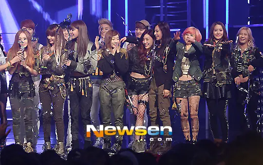 소녀시대 130110 엠카운트다운 1위 기사.jpg