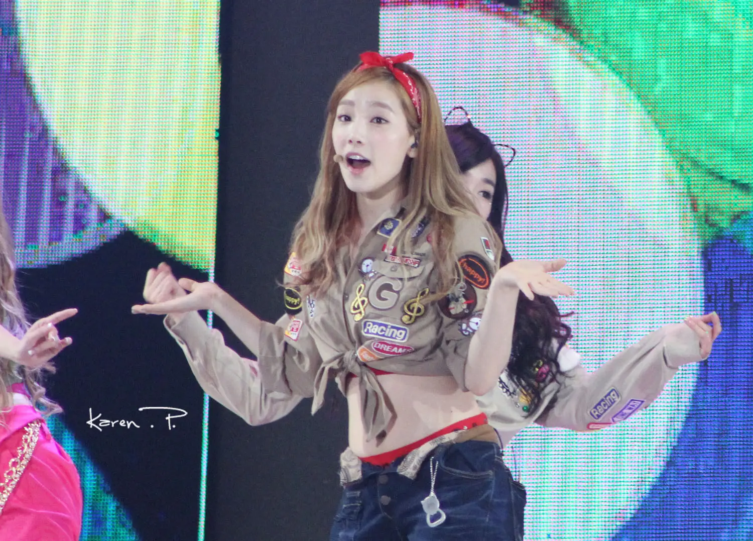 130628 한중 우정콘서트 태연직찍 by Deeply In Love, Ying