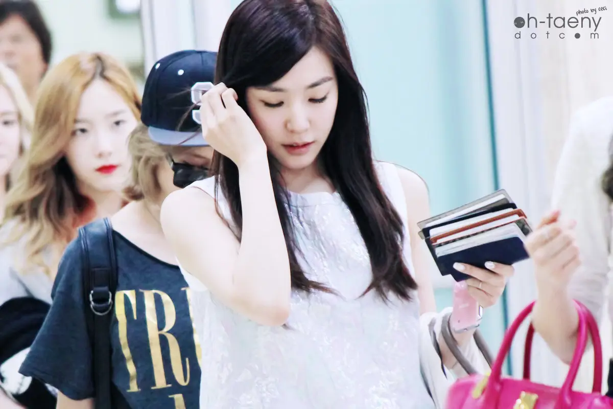 태니(태연&티파니) 직찍 :: 130620 김포공항 입국 by oh-taeny