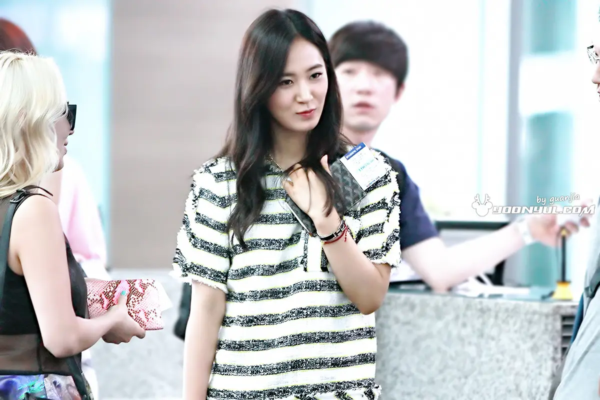 130621 인천공항 출국 윤율(윤아+유리) by 윤율닷컴 guanjia, The Goddess 대문