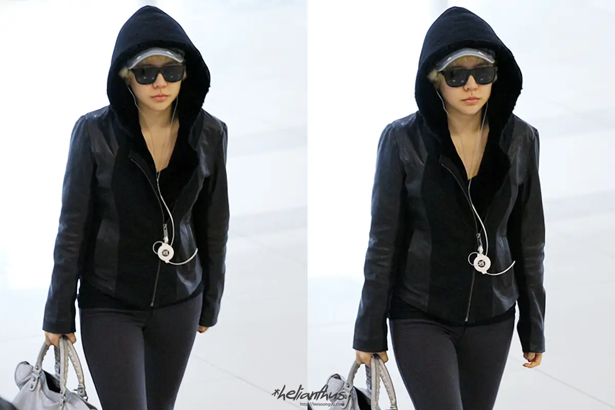 [3 Pics] SNSD_써니 :: 121105 김포공항 출국