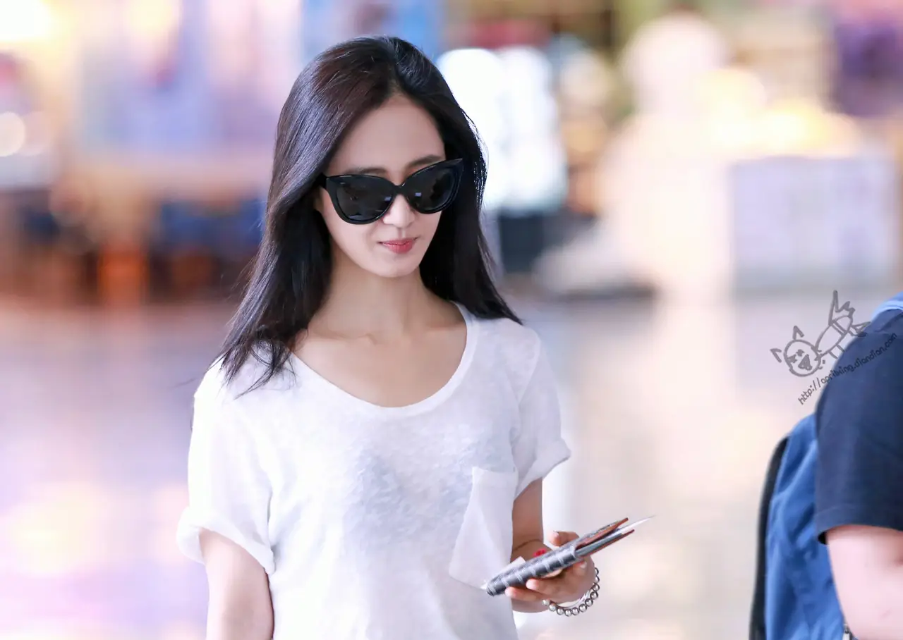 130628 김포공항 출국 유리 by Aprilxing, 윤율닷컴 guanjia