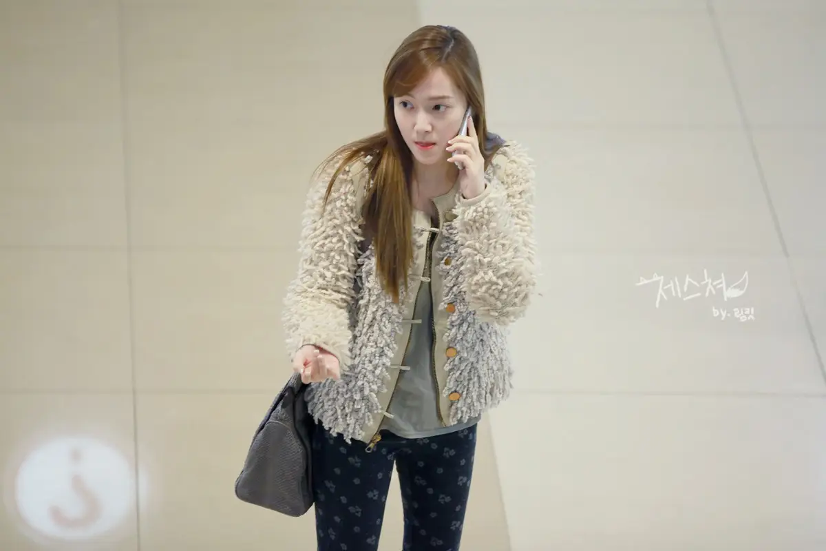 SNSD_제시카(JESSICA) :: 121105 김포공항 출국