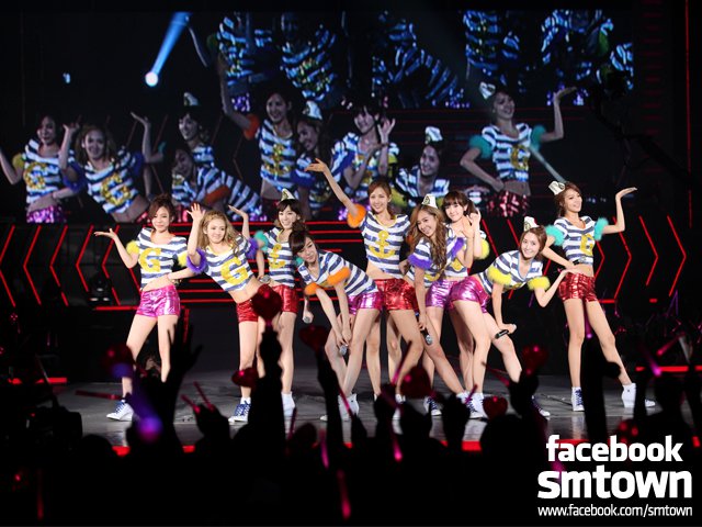 [소리 O] 110723 2011 GIRLS’ GENERTAION TOUR.jpg