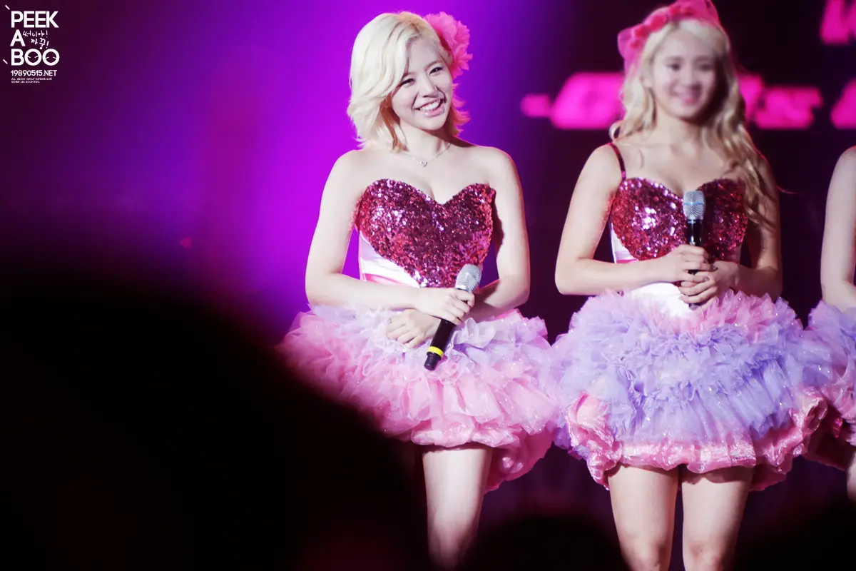 써니(Sunny) 직찍 @ 130609 Girls&Peace in Seoul by SNSDFOREVER, Peek-A-Boo!