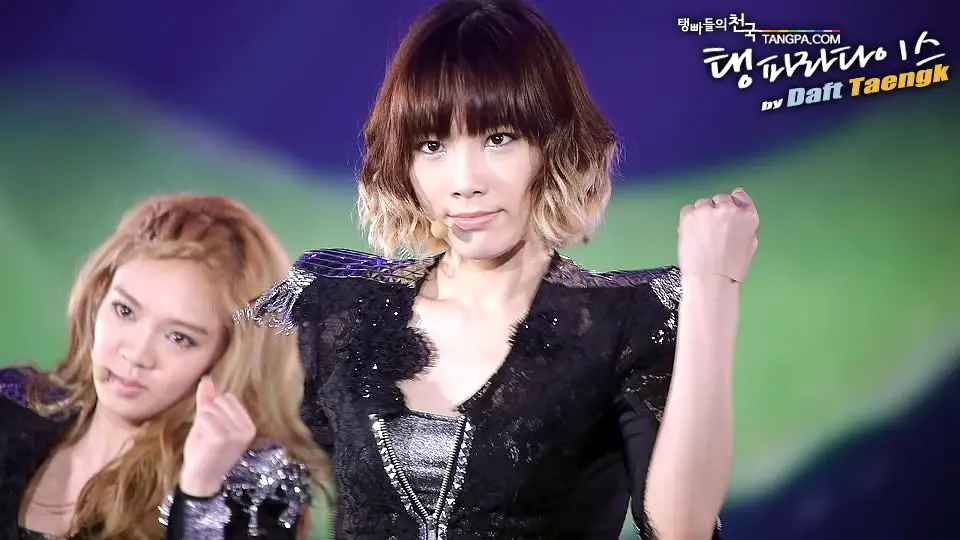 소녀시대(SNSD) 태연 - Bad Girl.jpg (BY.DaftTaengk)