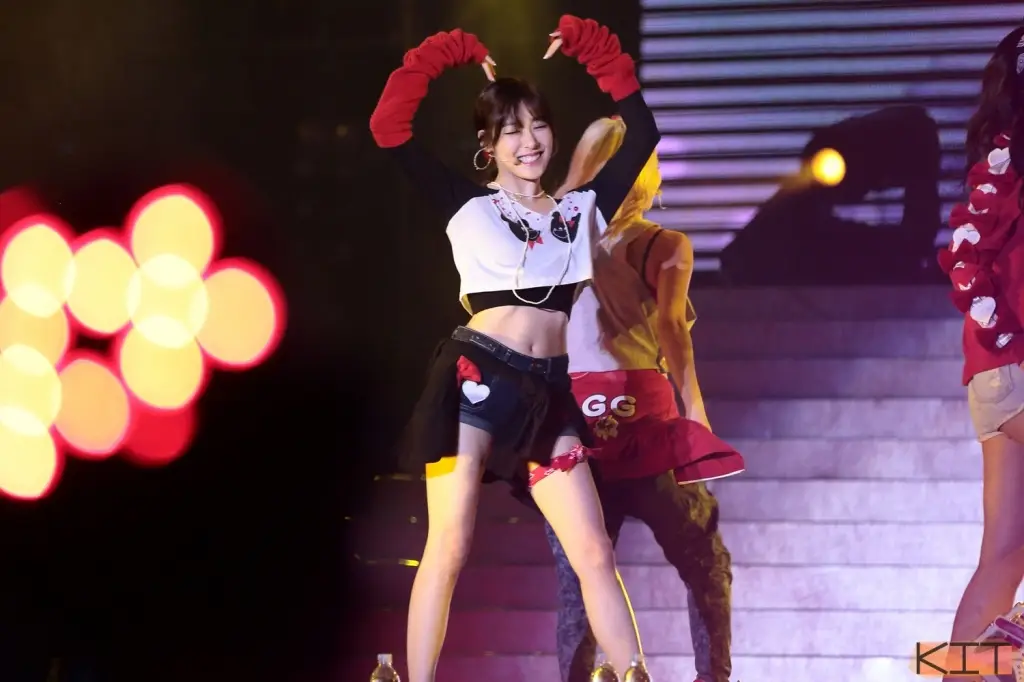 티파니(Tiffany) 직찍 :: 130526 대만 4 kpop 공연 by KIT, FanyHii