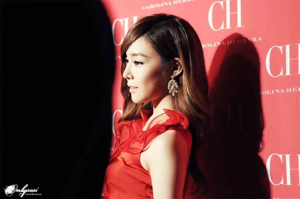[Other] SNSD_티파니 직찍 @ 121031 CH 캐롤리나 헤레라 행사