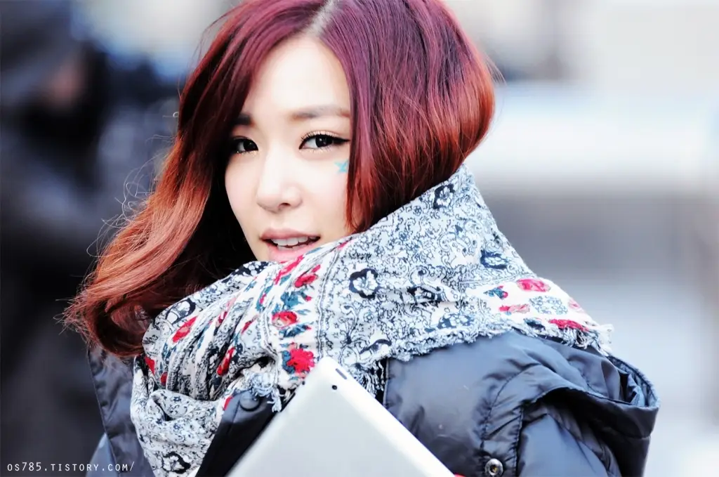 티파니(Tiffany) 직찍 :: 130104 kbs뮤직뱅크 출근길 by os785