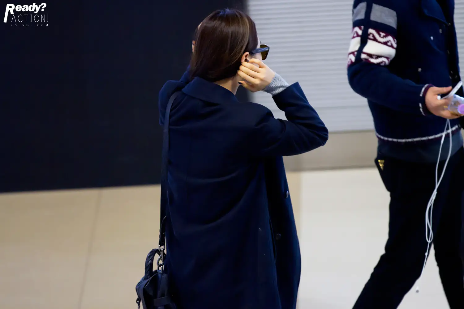 [6 Pics] SNSD_유리 :: 121105 김포공항 출국 by Ready?Action