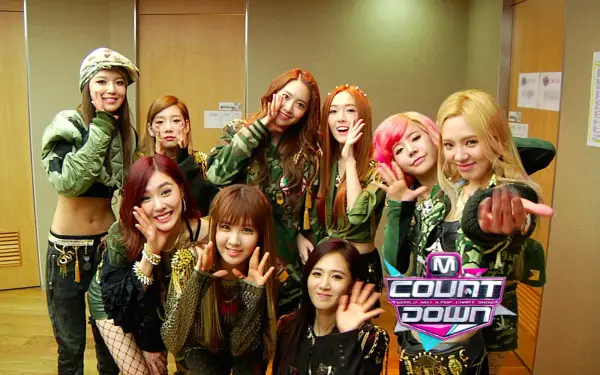 소녀시대(Girls' Generation) - 130110 엠카운트다운 공홈.jpg