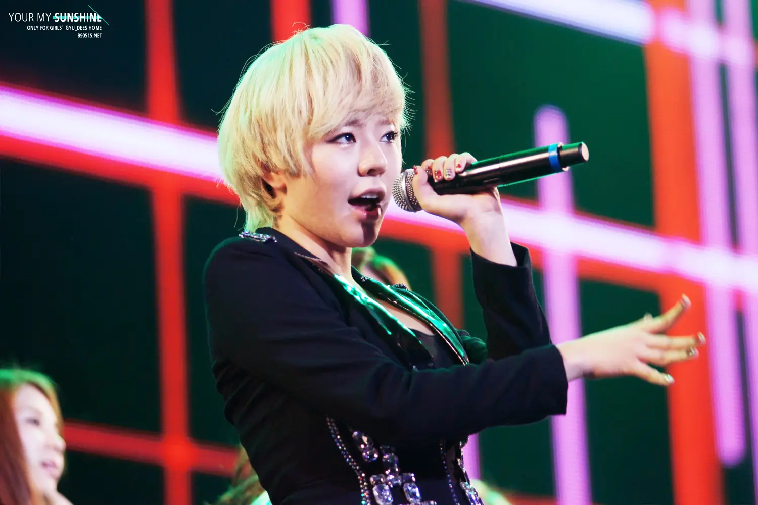 [14Pics] 써니(Sunny.Girls Generation) @ 121021 GS&Concert