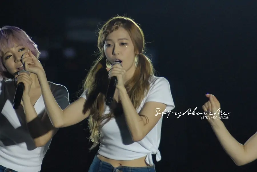 SNSD_제시카 직찍 @ 121123 싱가포르 SM 콘서트 by Heavenly Forest,St9rAboveMe,Ferriswheelwenn