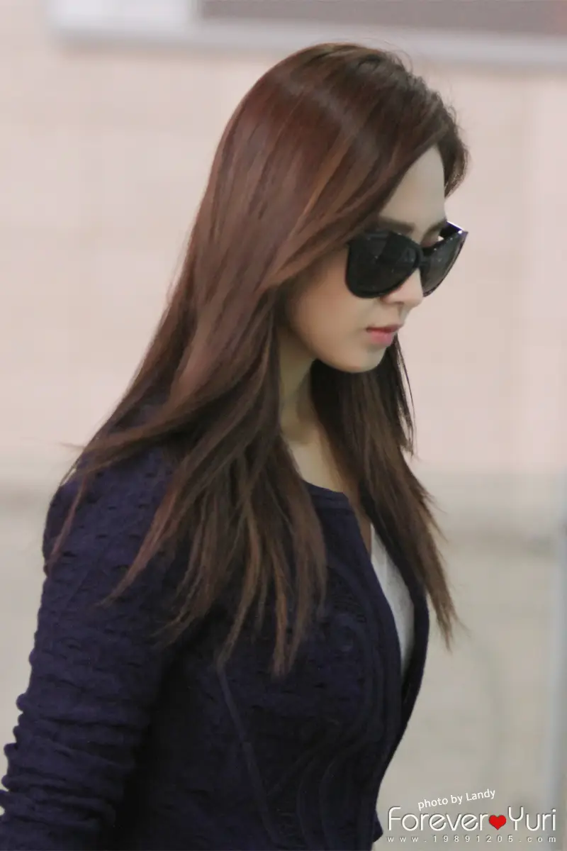 유리(Yuri.SNSD) 직찍 :: 130416 김포공항 출국 by FLY, natalie