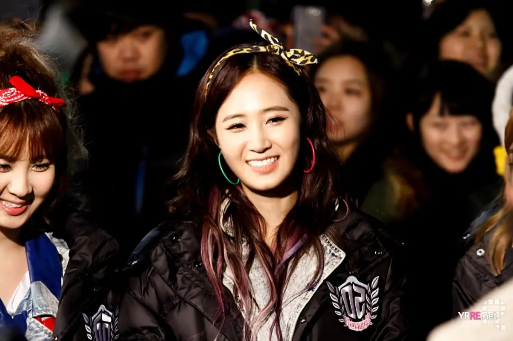 유리(Yuri.SNSD) 직찍 :: 130111 연예가중계 게릴라데이트 by 가온