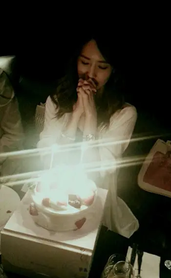 [From. YOONA] 융이의 24번째 생일♥