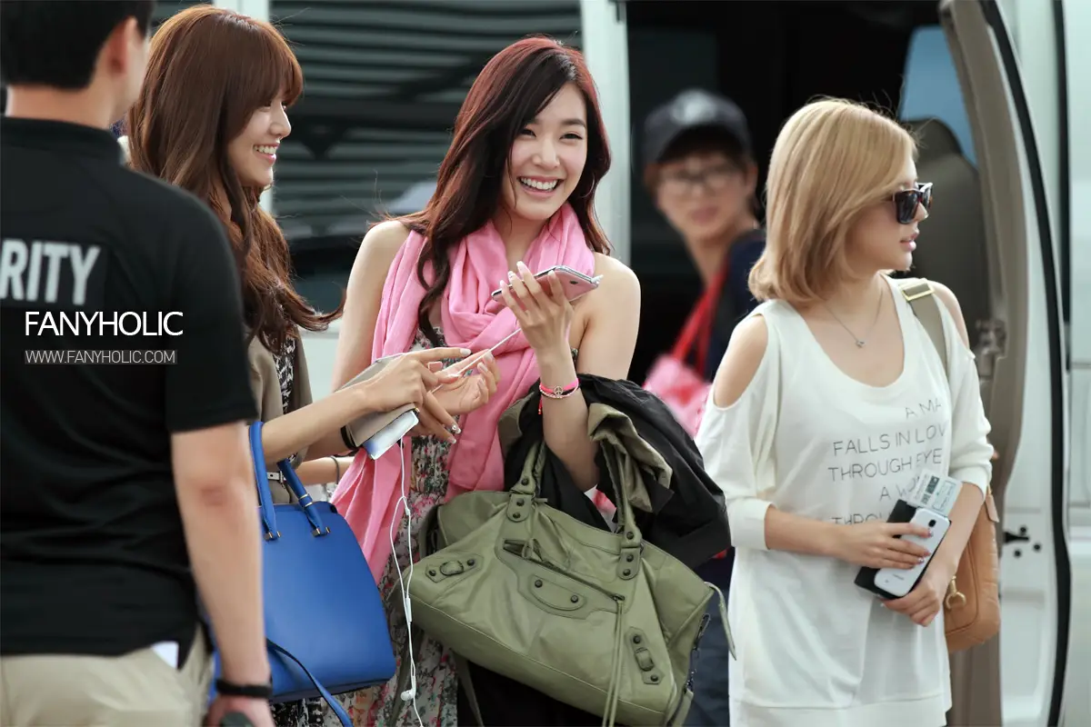 130719 인천공항 출국 티파니 한장 by 어스앤뎀 First, Fanyholic