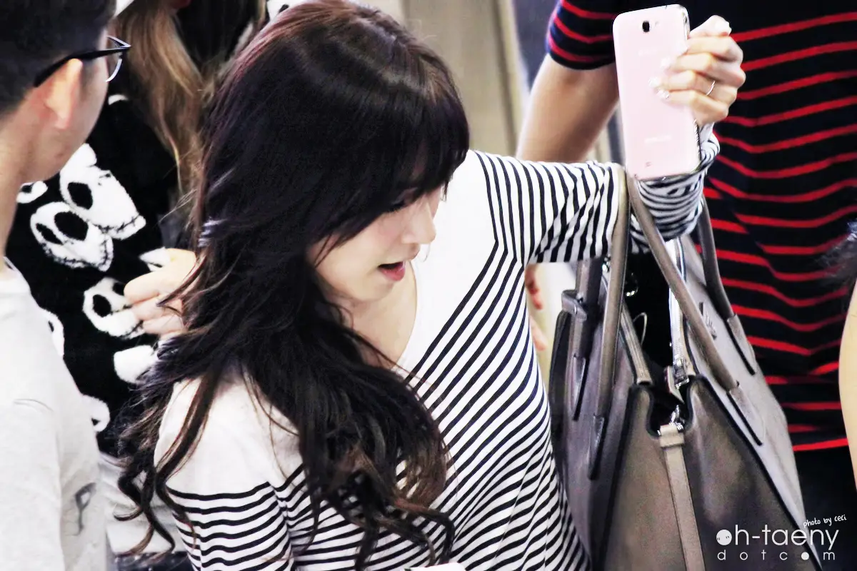 태니(태연&티파니) 직찍 :: 130619 김포공항 출국 by FANYHOLIC, oh-taeny, taengfats