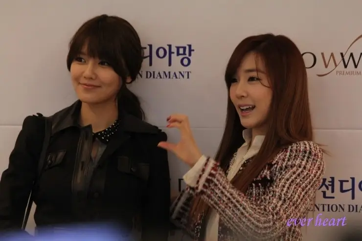 티파니&수영 직찍 :: 121216 홍록기 결혼식 by 파니홀릭 대문, ever heart