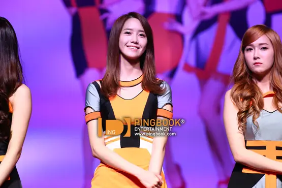 유리 & 윤아 & 서현 & 효연 :: 130521 Truemove H by Pingbook