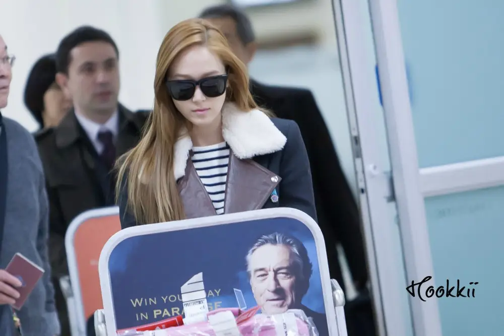 제시카(Jessica.SNSD) :: 130219 김포공항 입국 직찍 by Hookkii