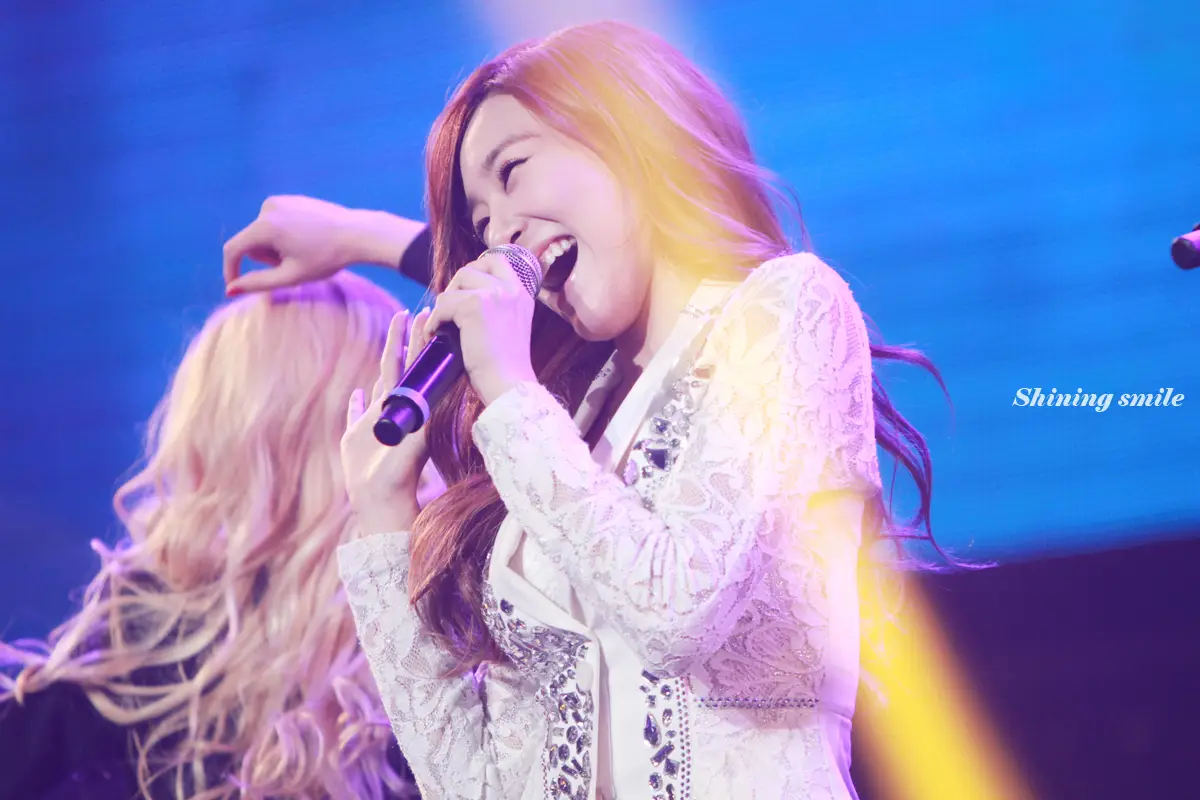 [직찍] 티파니(Girls Generation) @ 121021 GS&CONCERT  by 샤이닝스마일