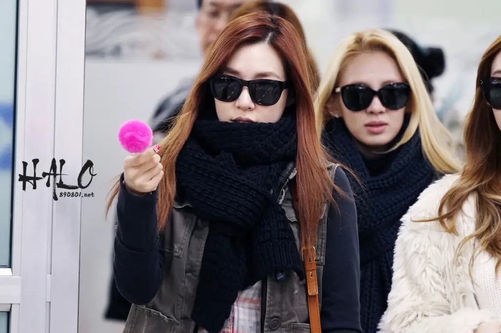 SNSD_티파니(Tiffany) @ 121204 & 121206 김포공항 by Halo