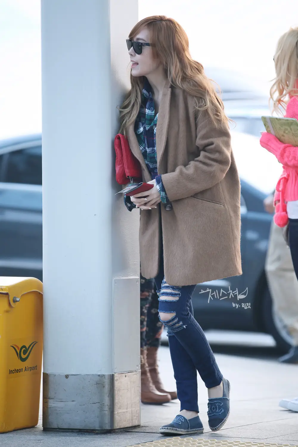 [7PICS] 제시카.SNSD @ 121122 인천공항 by 제스쳐