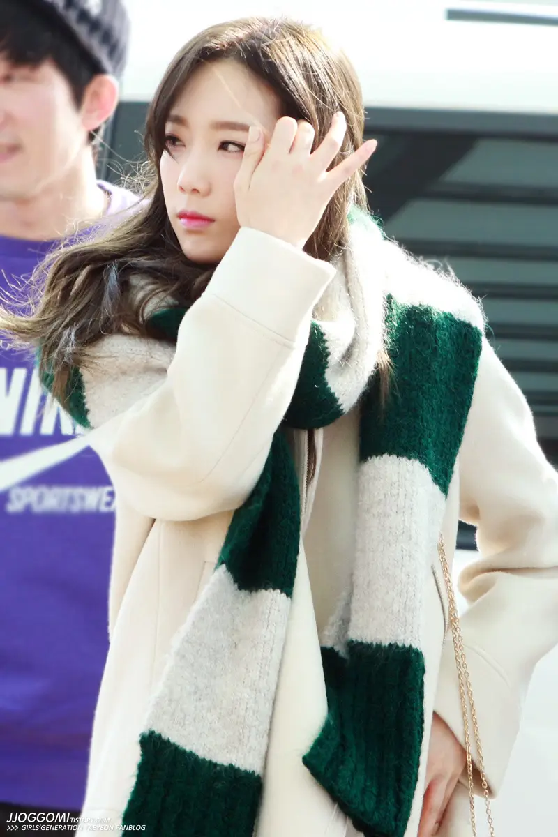 141121 인천공항 출국 태연 직찍 by 쪼꼬미