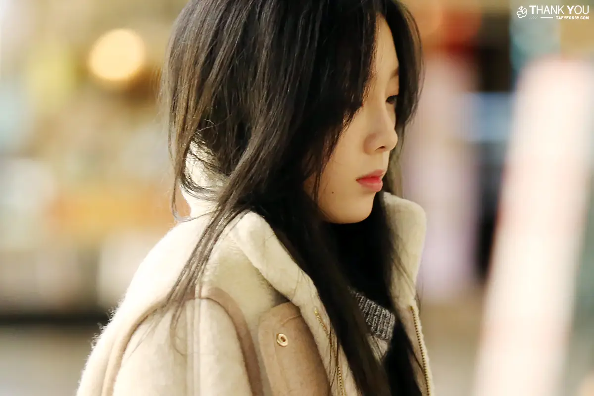 141204 김포공항 출국 태연 직찍 by Thank You