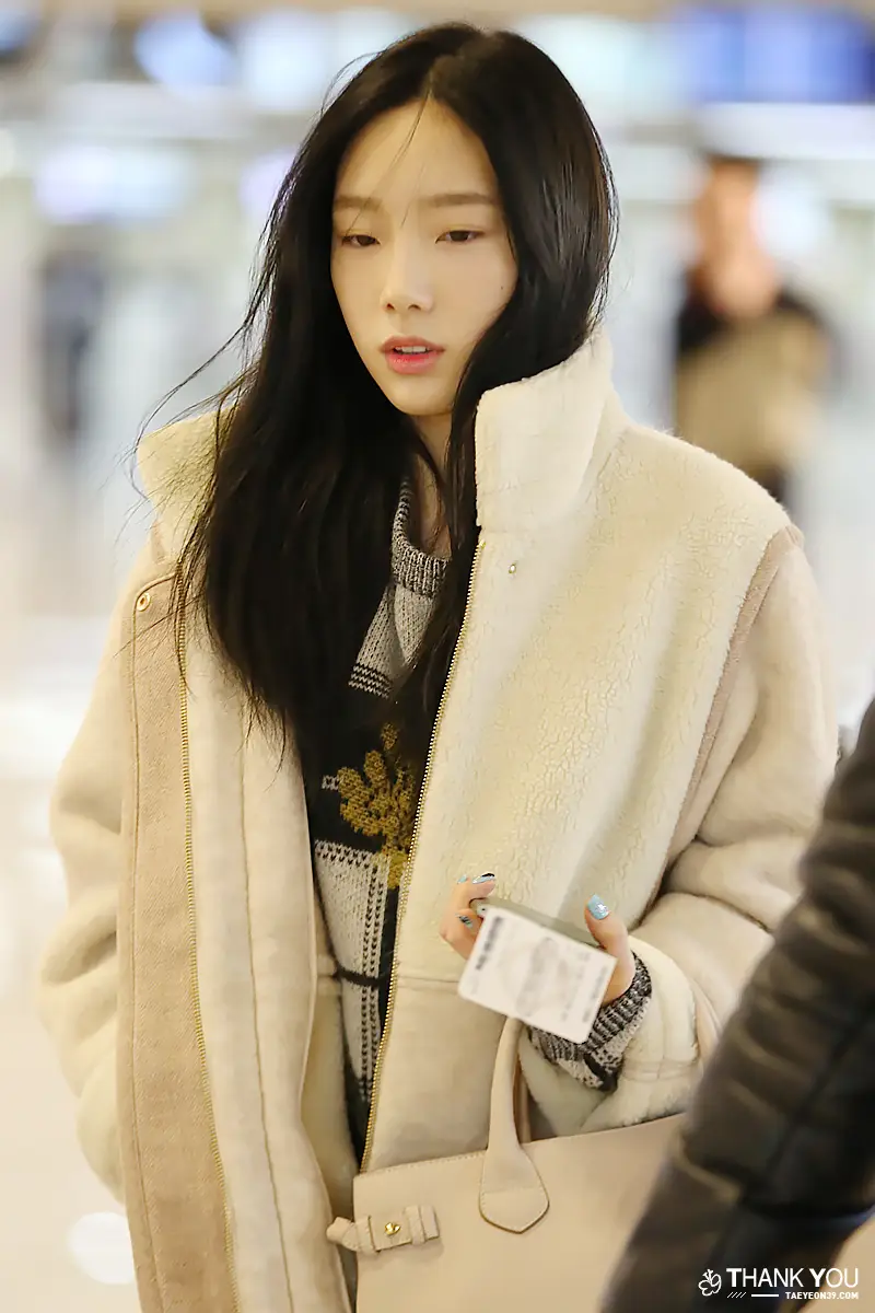 141204 김포공항 출국 태연 직찍 by Thank You