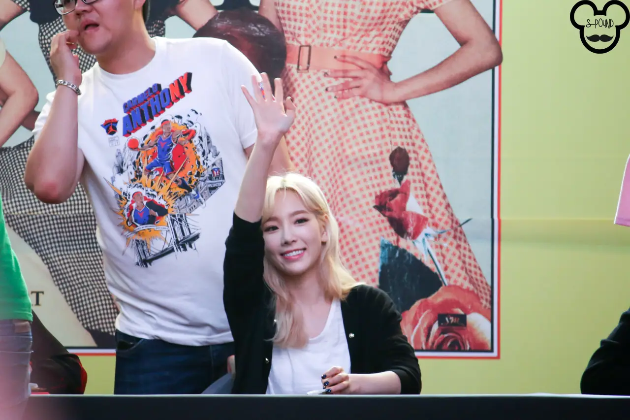 150827 대전 신나라 팬사인회 태연 직찍 by _sPound_