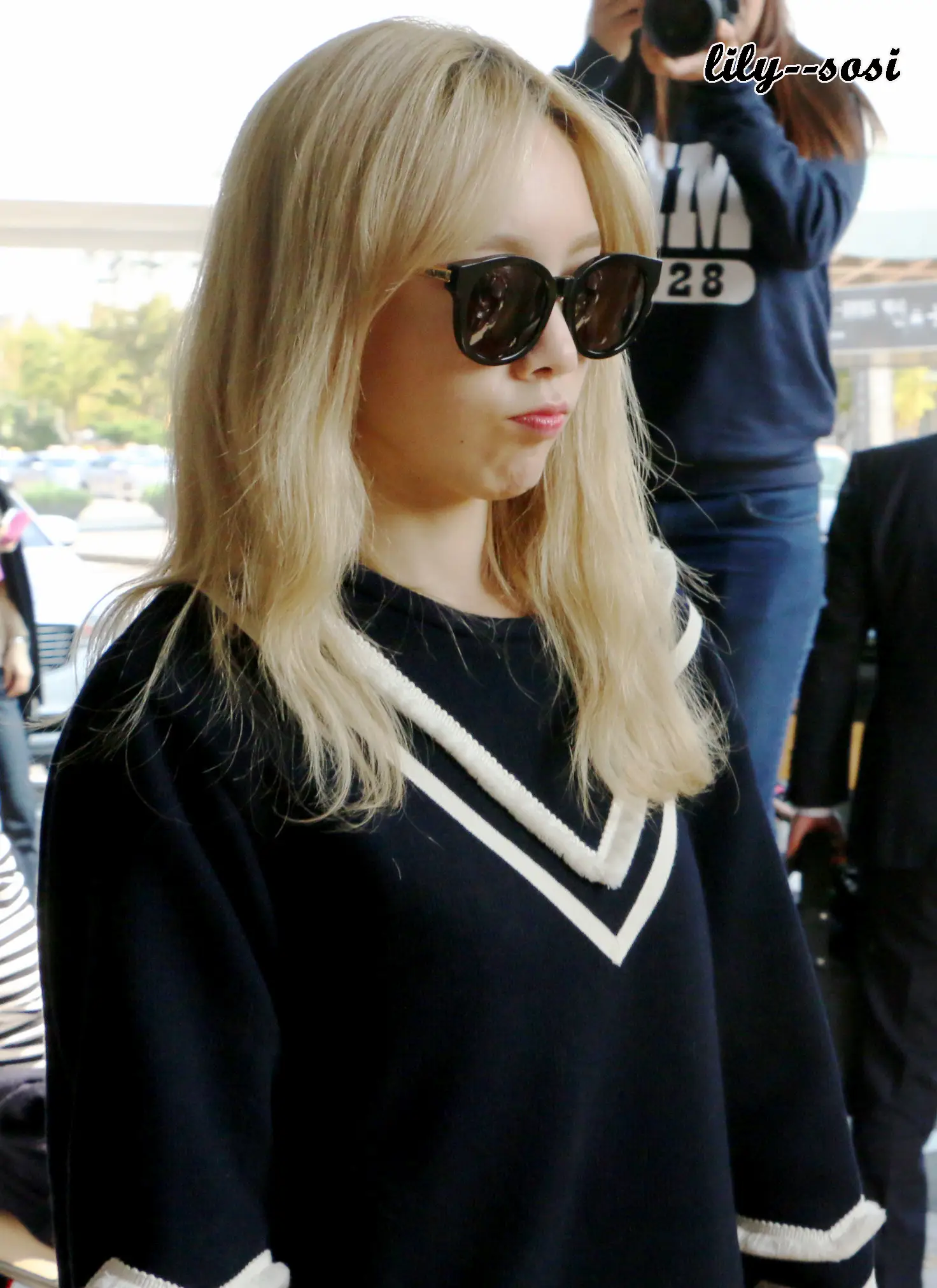 151006 김포공항 입국 태연 직찍 by lily--sosi