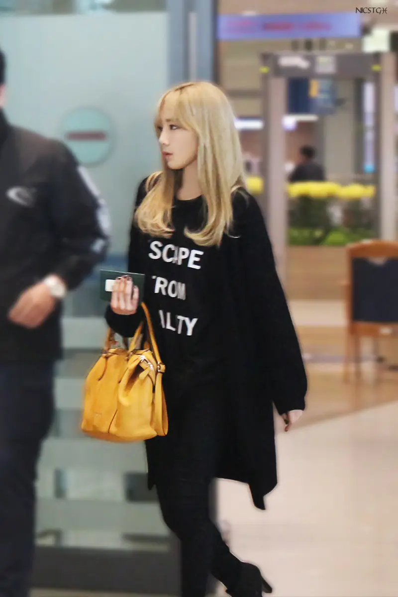 151028 태연 입국 인천공항 직찍 by Cheerful One+nicztg