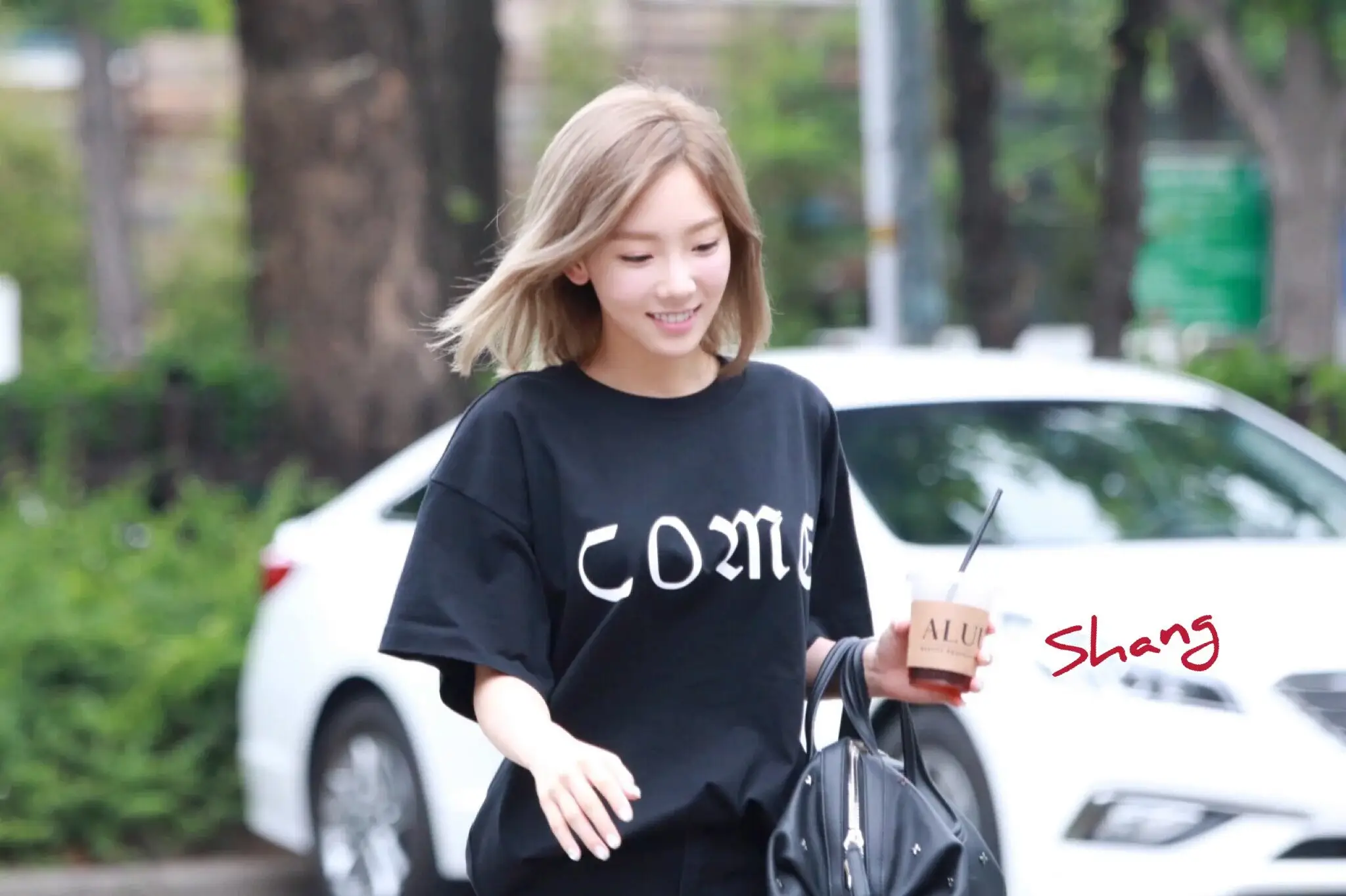 160701 뮤뱅 출근길 태연 TAEYEON 직찍 by shang