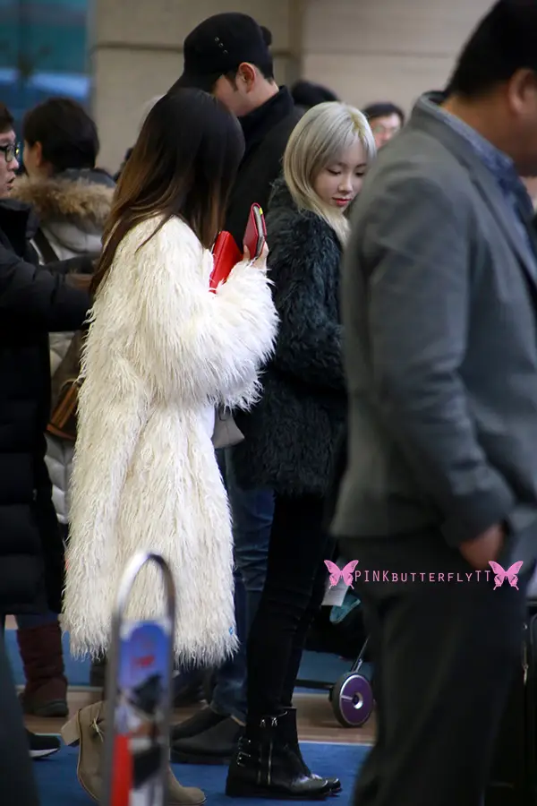 151210 인천공항 출국 태연 직찍 by Pink butterfly