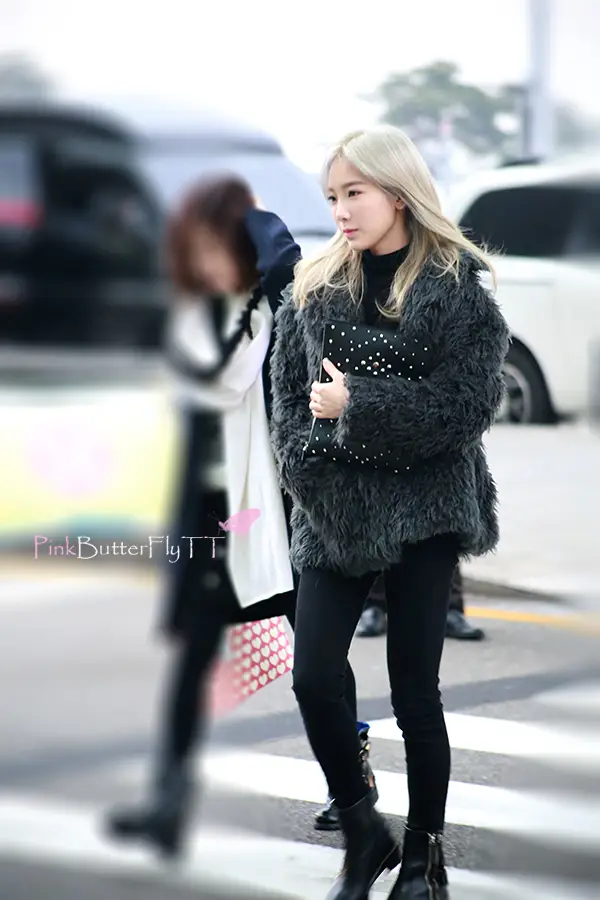 151210 인천공항 출국 태연 직찍 by Pink butterfly