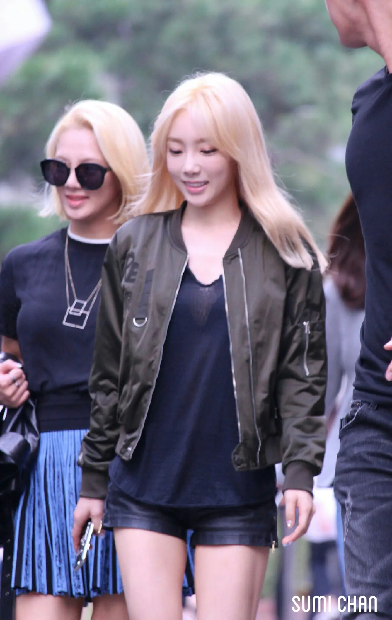 150911 뮤직뱅크 출근길 태연 직찍 by SUMI CHAN