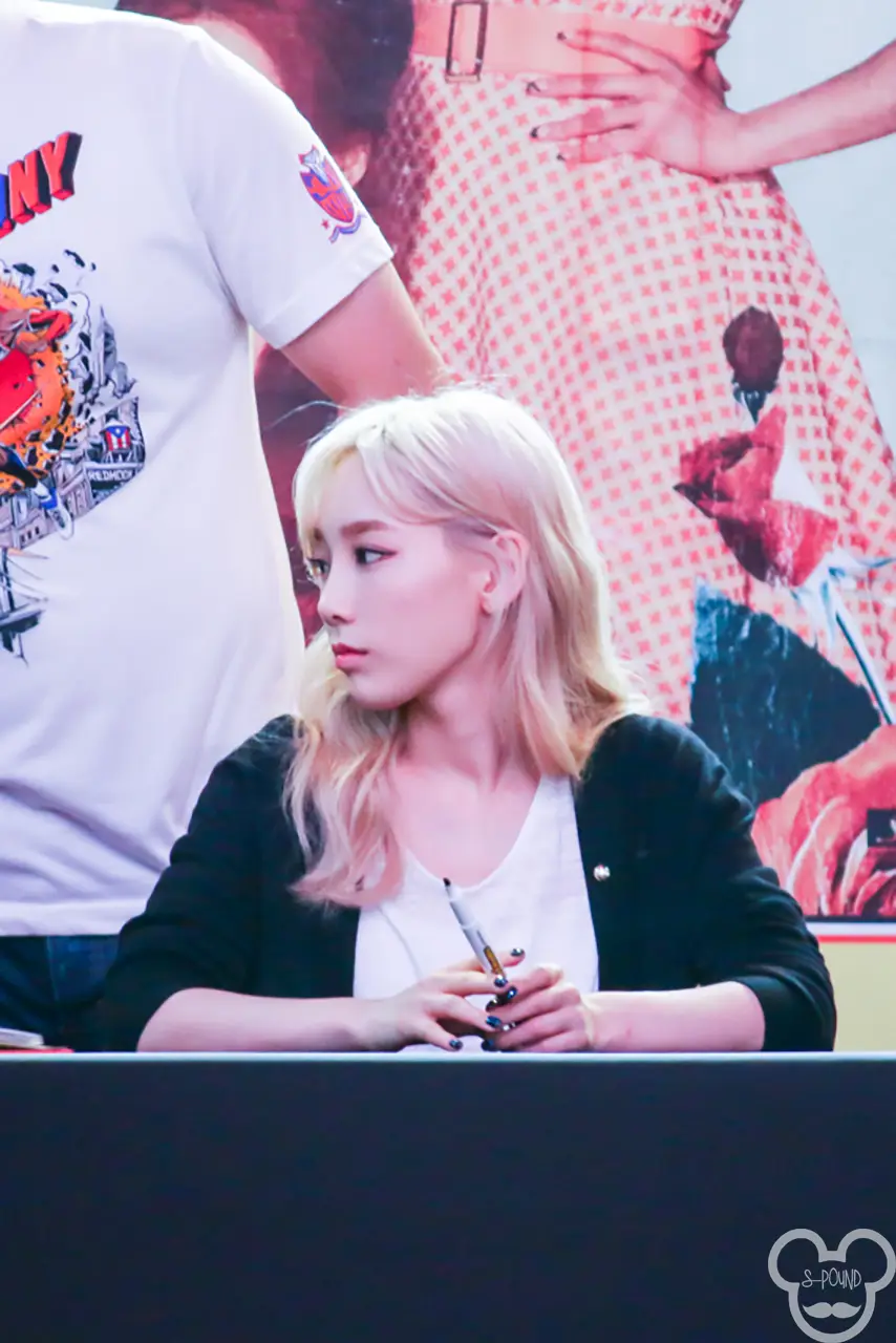 150827 대전 신나라 팬사인회 태연 직찍 by _sPound_