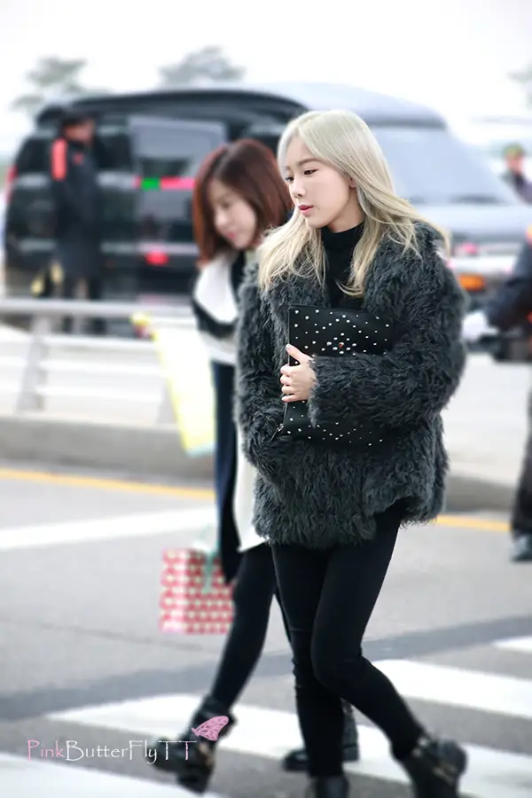 151210 인천공항 출국 태연 직찍 by Pink butterfly