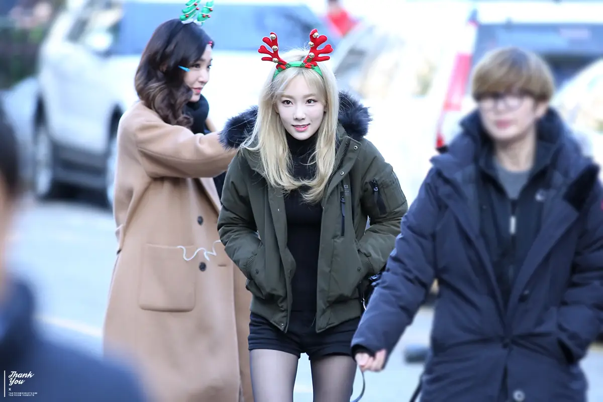 151204 뮤직뱅크 출근길 태연 직찍 by Thank You