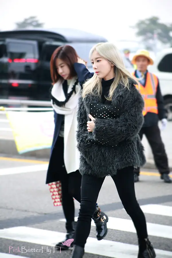 151210 인천공항 출국 태연 직찍 by Pink butterfly